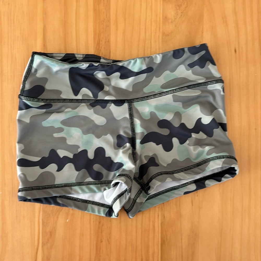 COMP SHORT 2.5" - CAMO